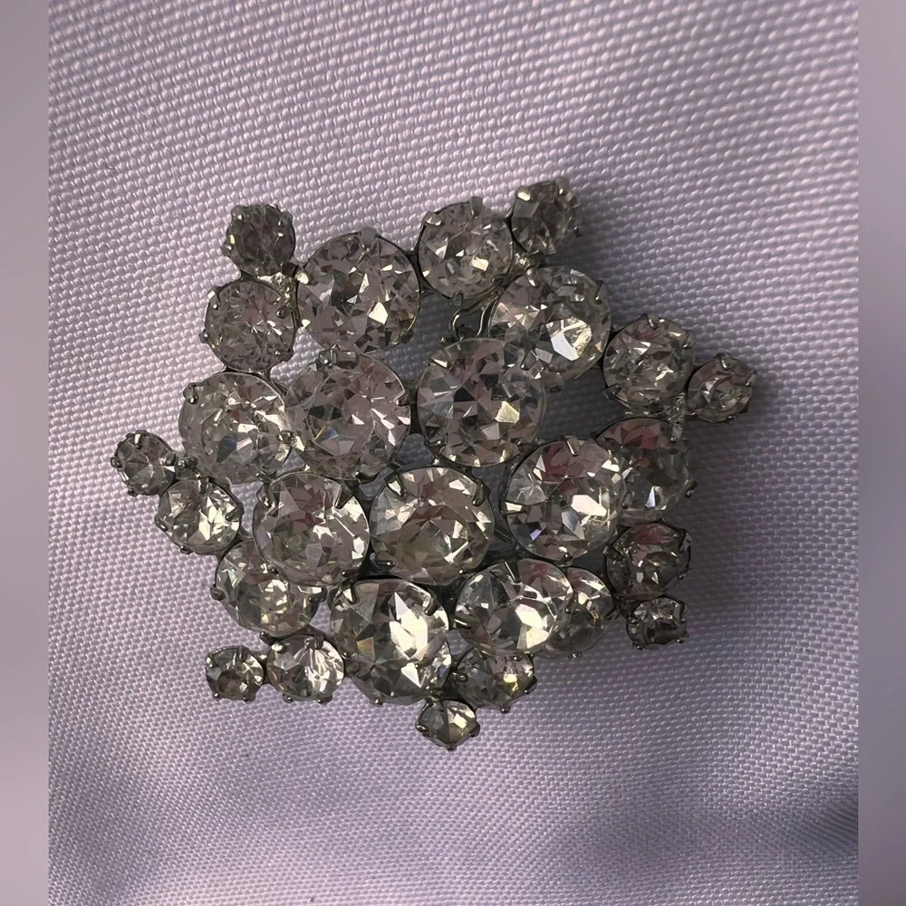 Rare WEISS Vintage Snowflake Brooch Silver diamond 💎 Rhinestones